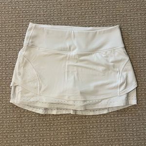 Athleta white tennis skirt skort